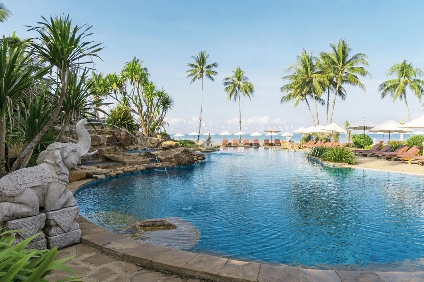 Santhiya Koh Chang Resort OUTDOOR_POOL