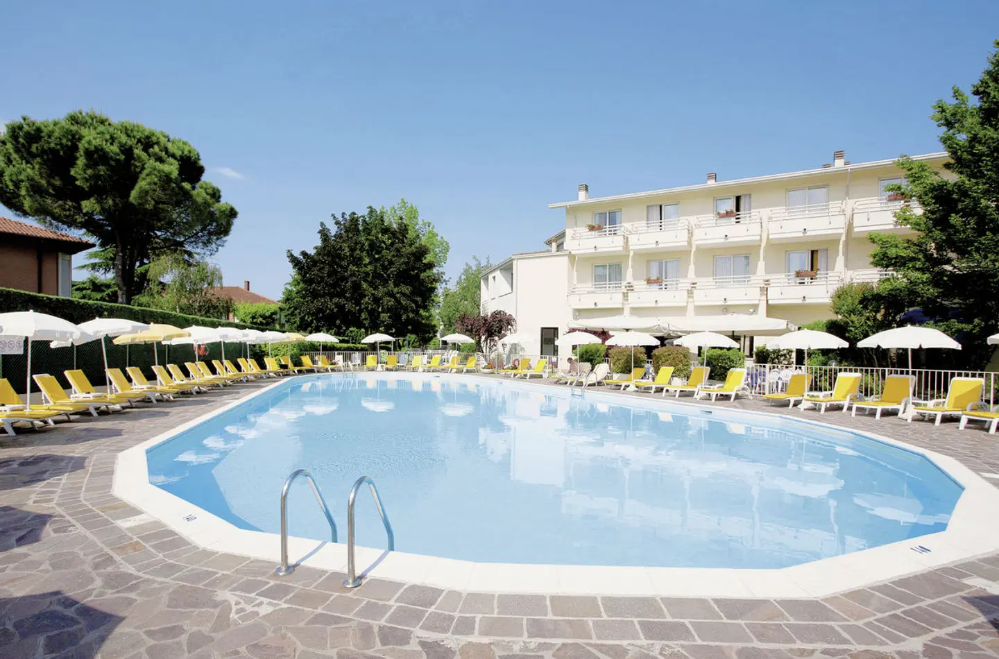 Du Parc Sirmione OUTDOOR_POOL