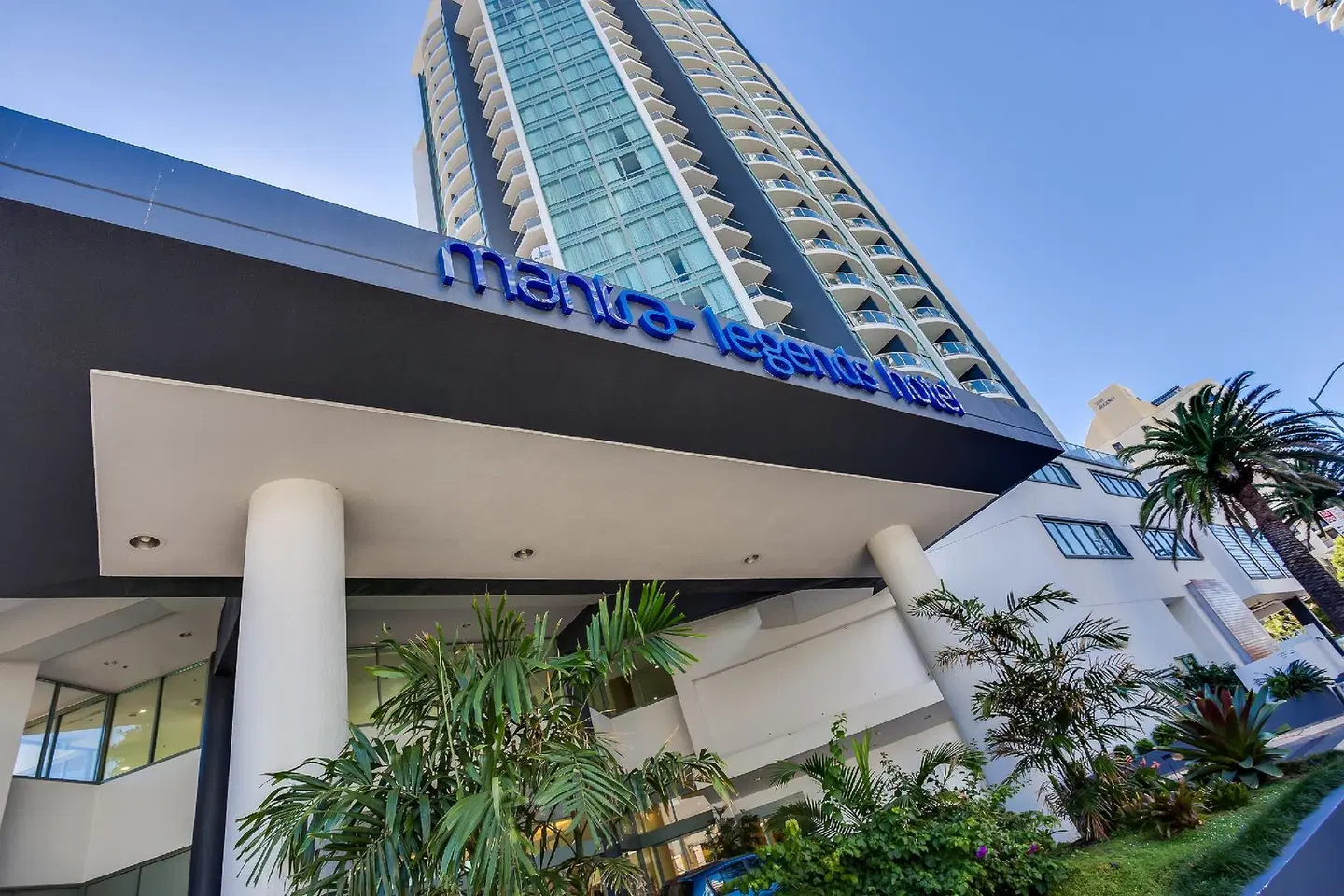 Mantra Legends EXTERIOR