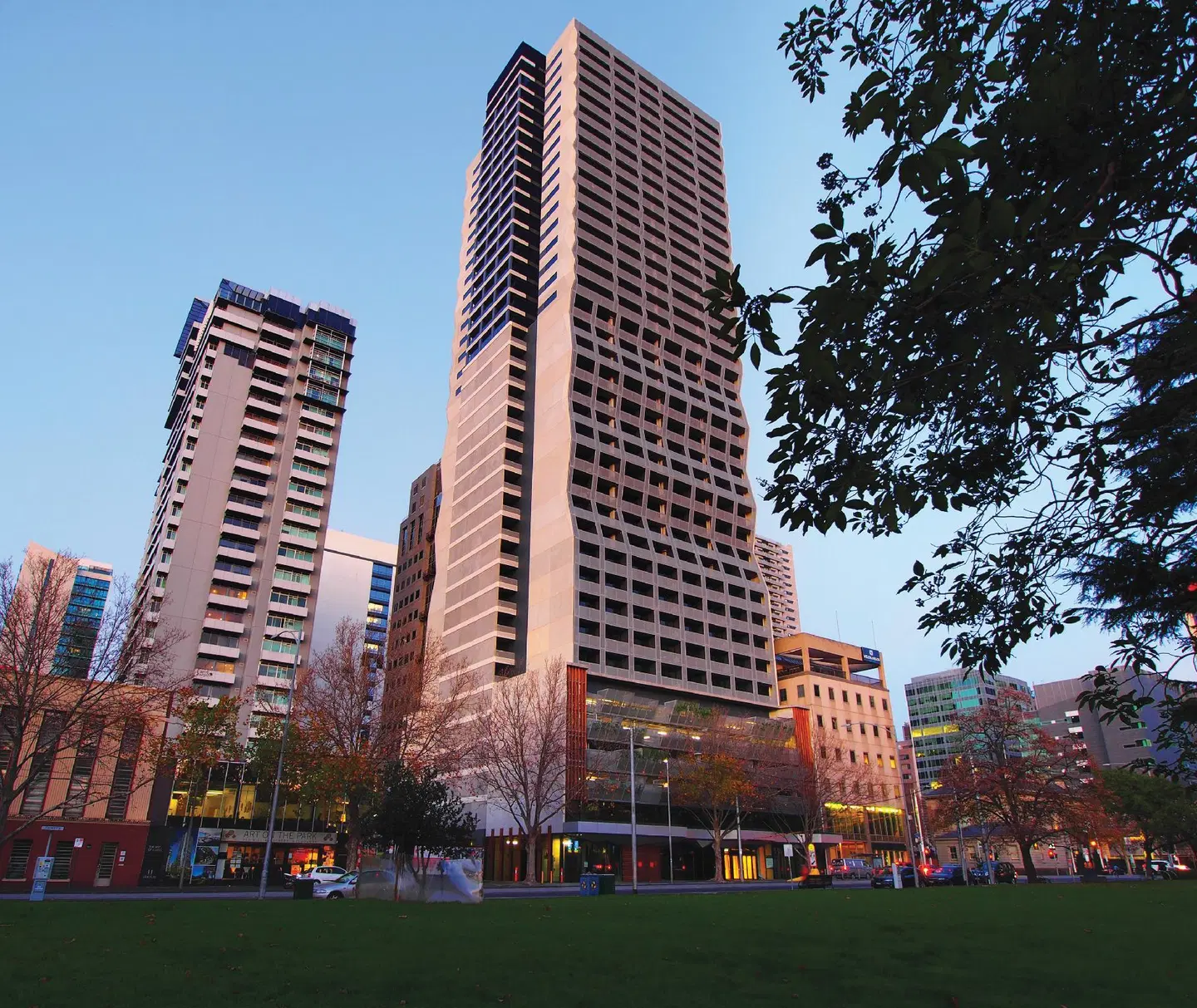 Oaks Melbourne on William Suites EXTERIOR