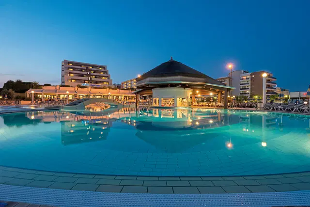 Savoy Beach Hotel & Thermal SPA OUTDOOR_POOL