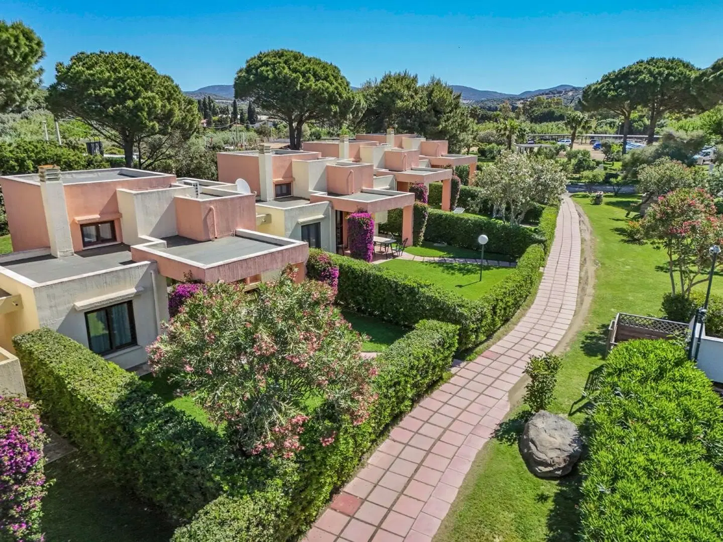 Cormoran Resort Villasimius Garten