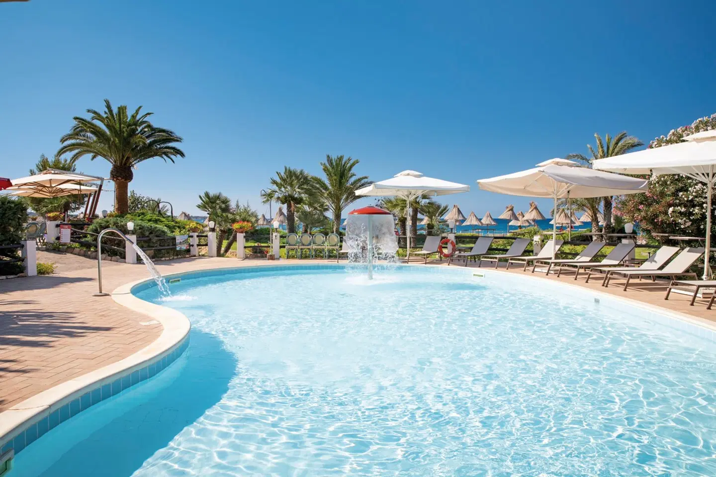 Cormoran Resort Villasimius OUTDOOR_POOL