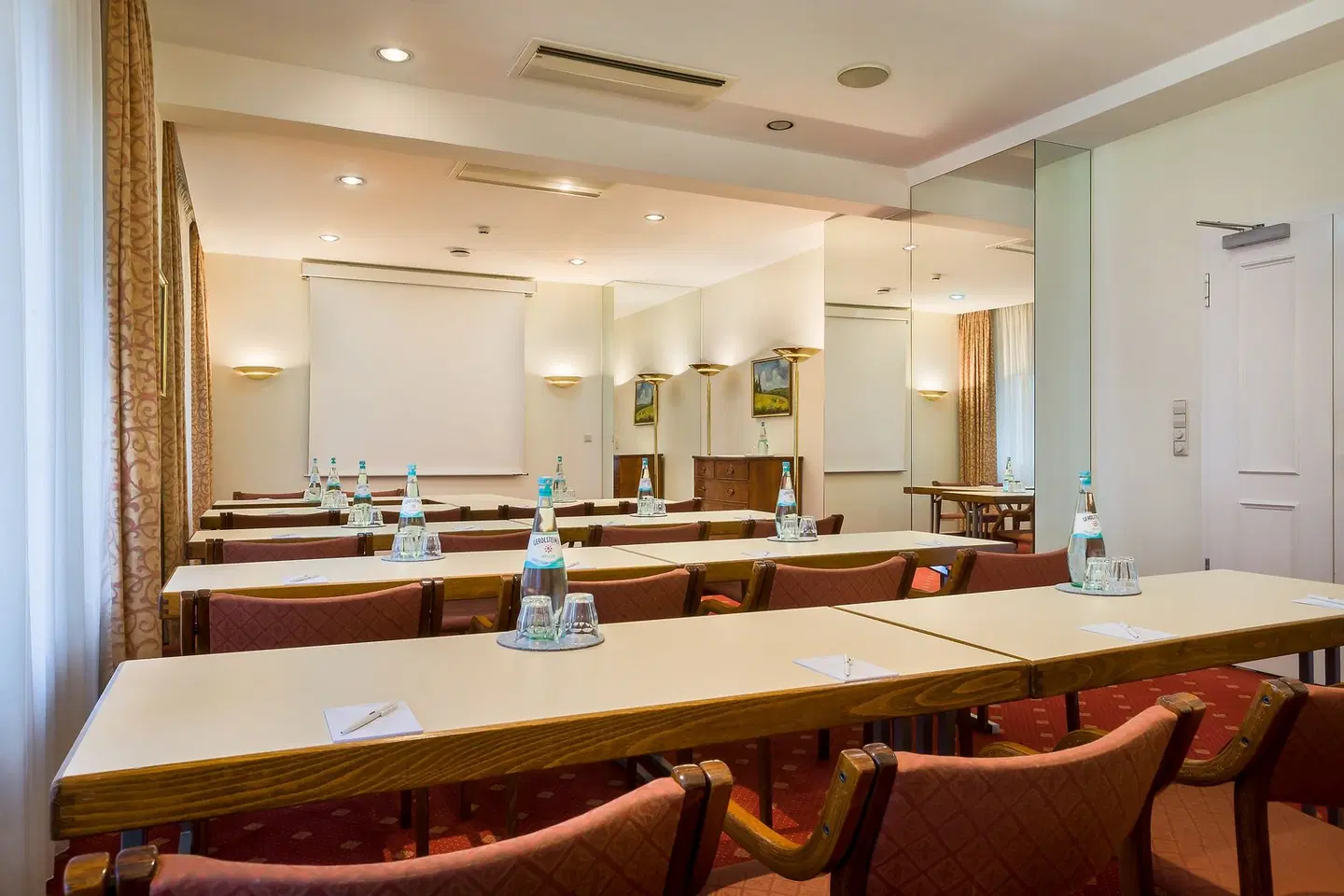 Garner Hotel BERLIN - MESSE by IHG Konferenz