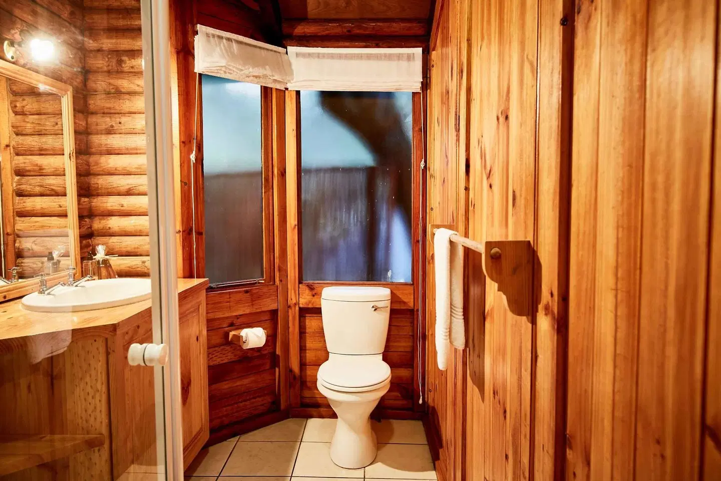 Under Milkwood Resort HEALTH_BEAUTY