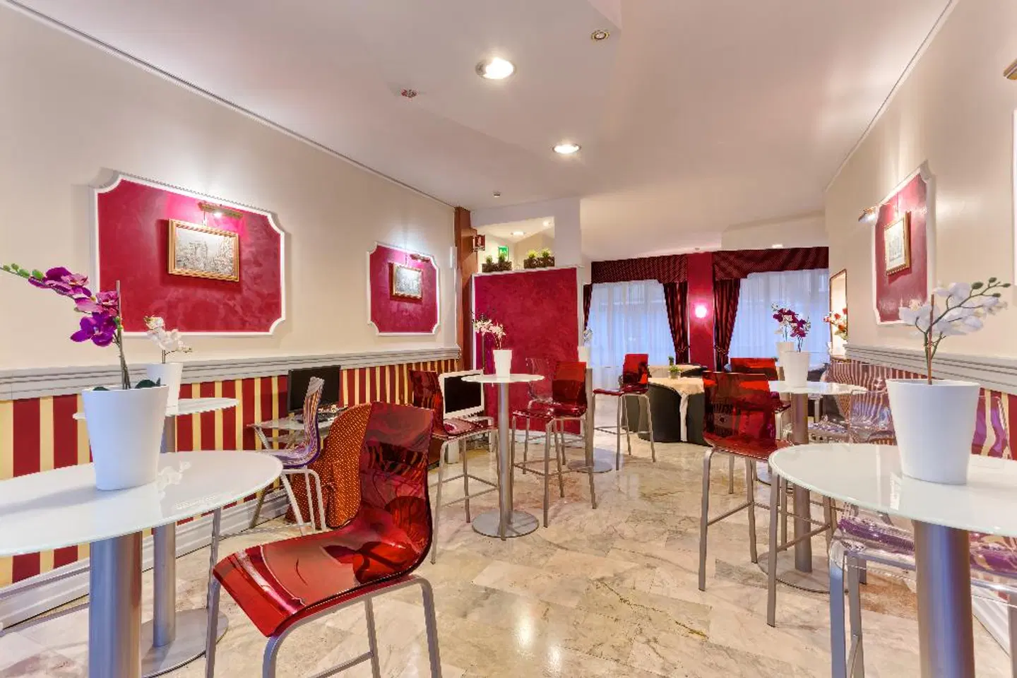 Agape Hotel Bar