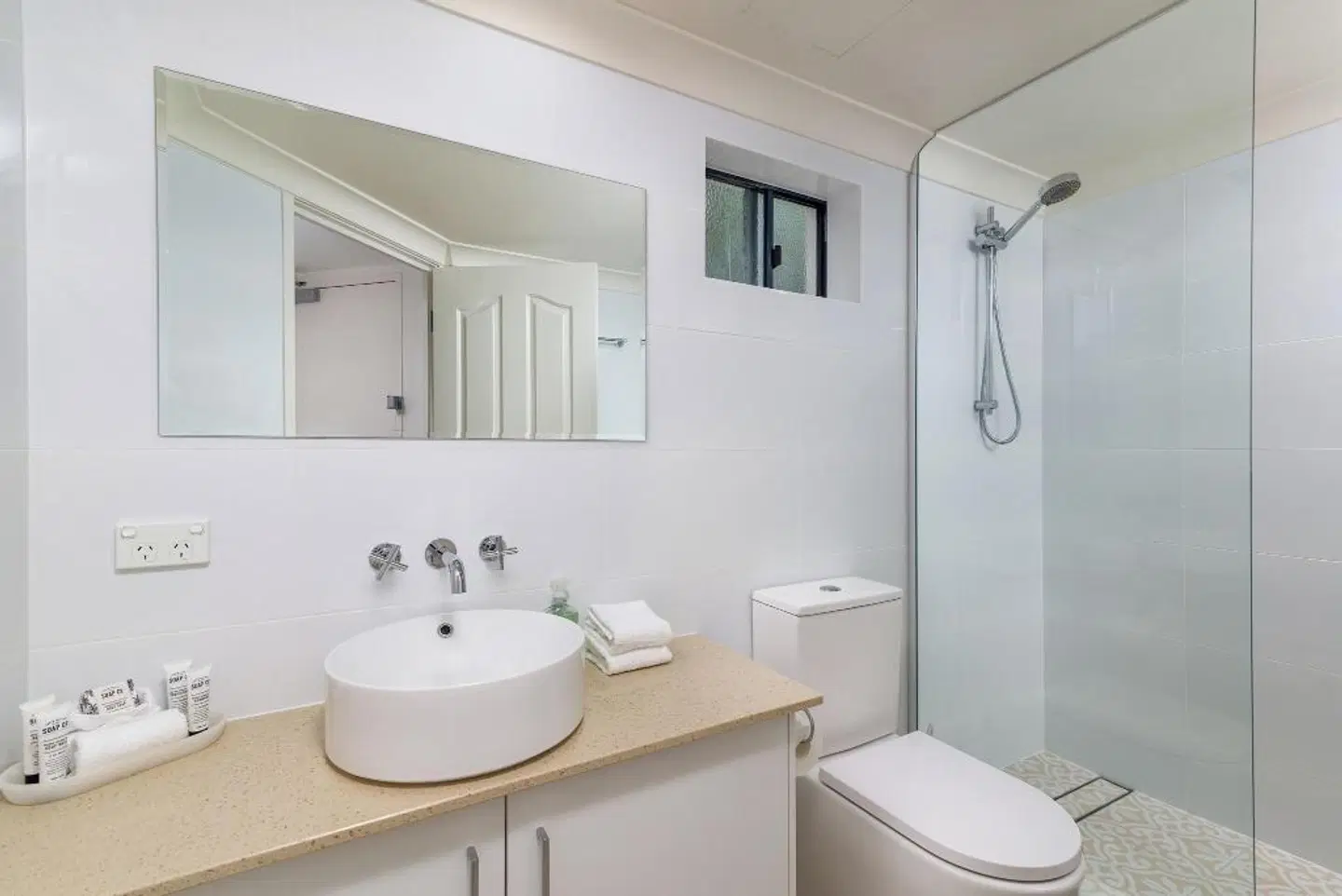 Meridian Port Douglas Badezimmer