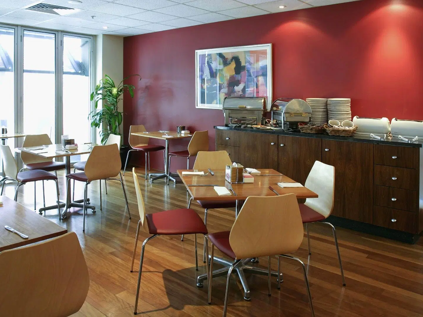 Melbourne Hotel CBD Restaurant