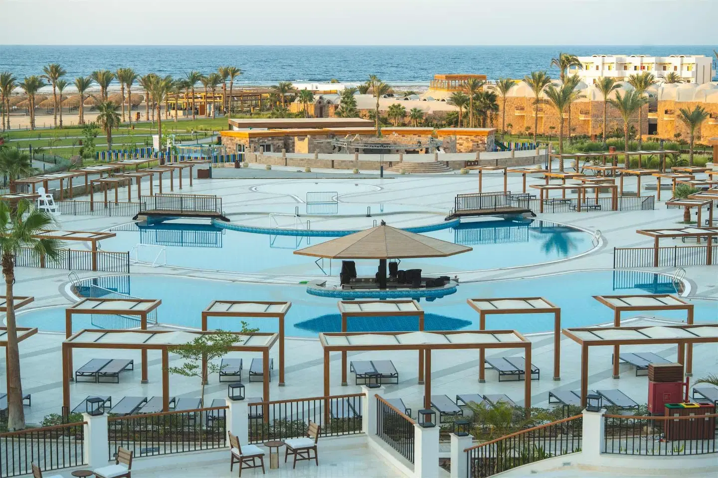 Acel Beach Resort (ab 1.11.26 Sentido Acel Beach Resort) OUTDOOR_POOL