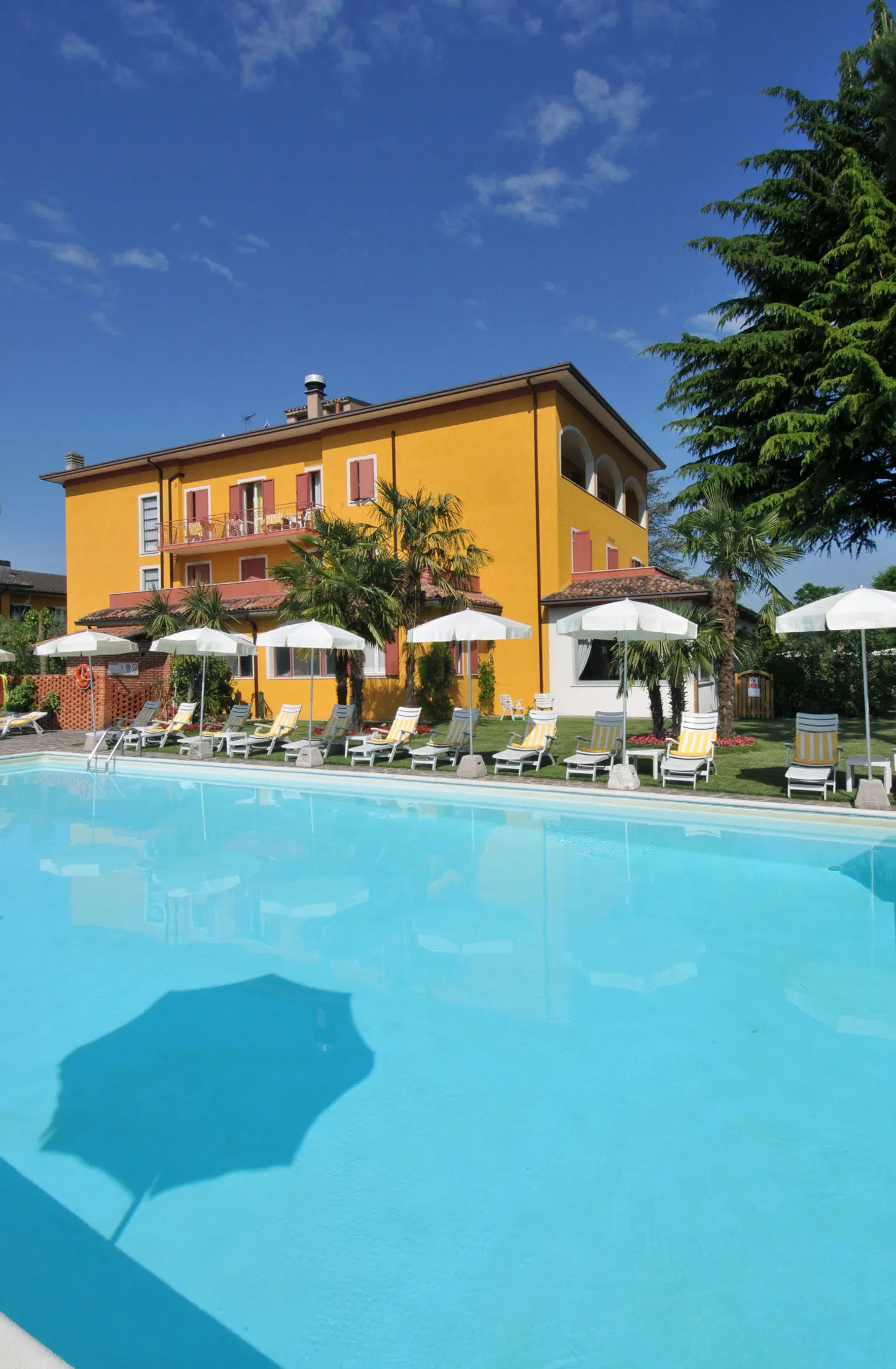 La Quiete Park Hotel OUTDOOR_POOL