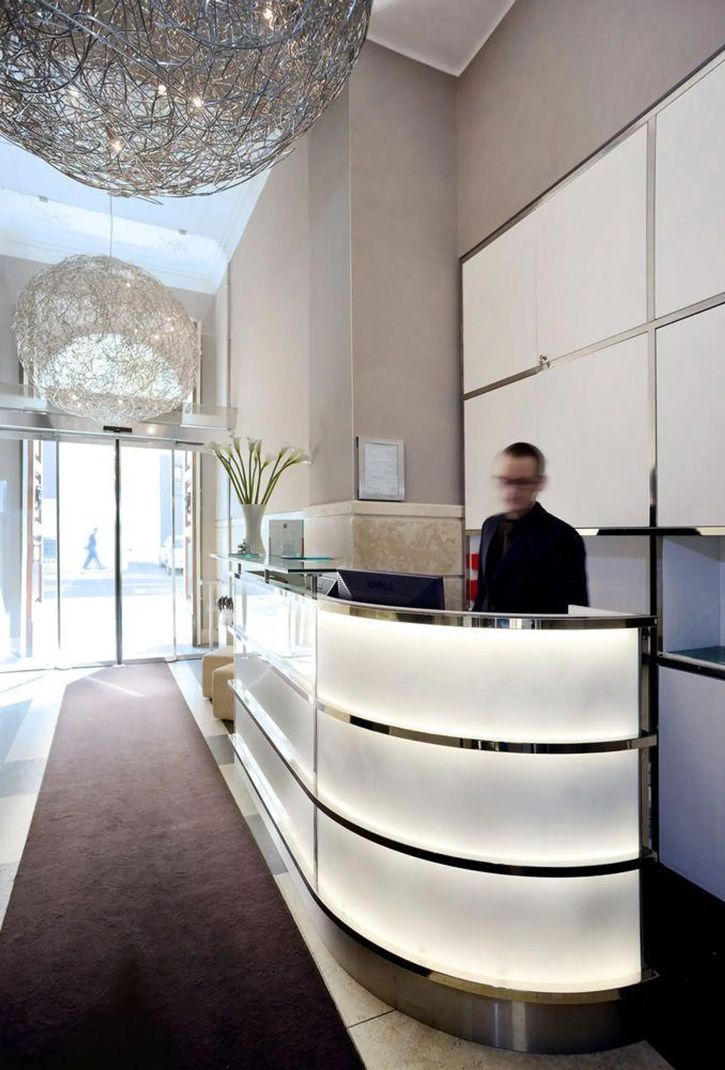 The Independent Suites LOUNGE_LOBBY