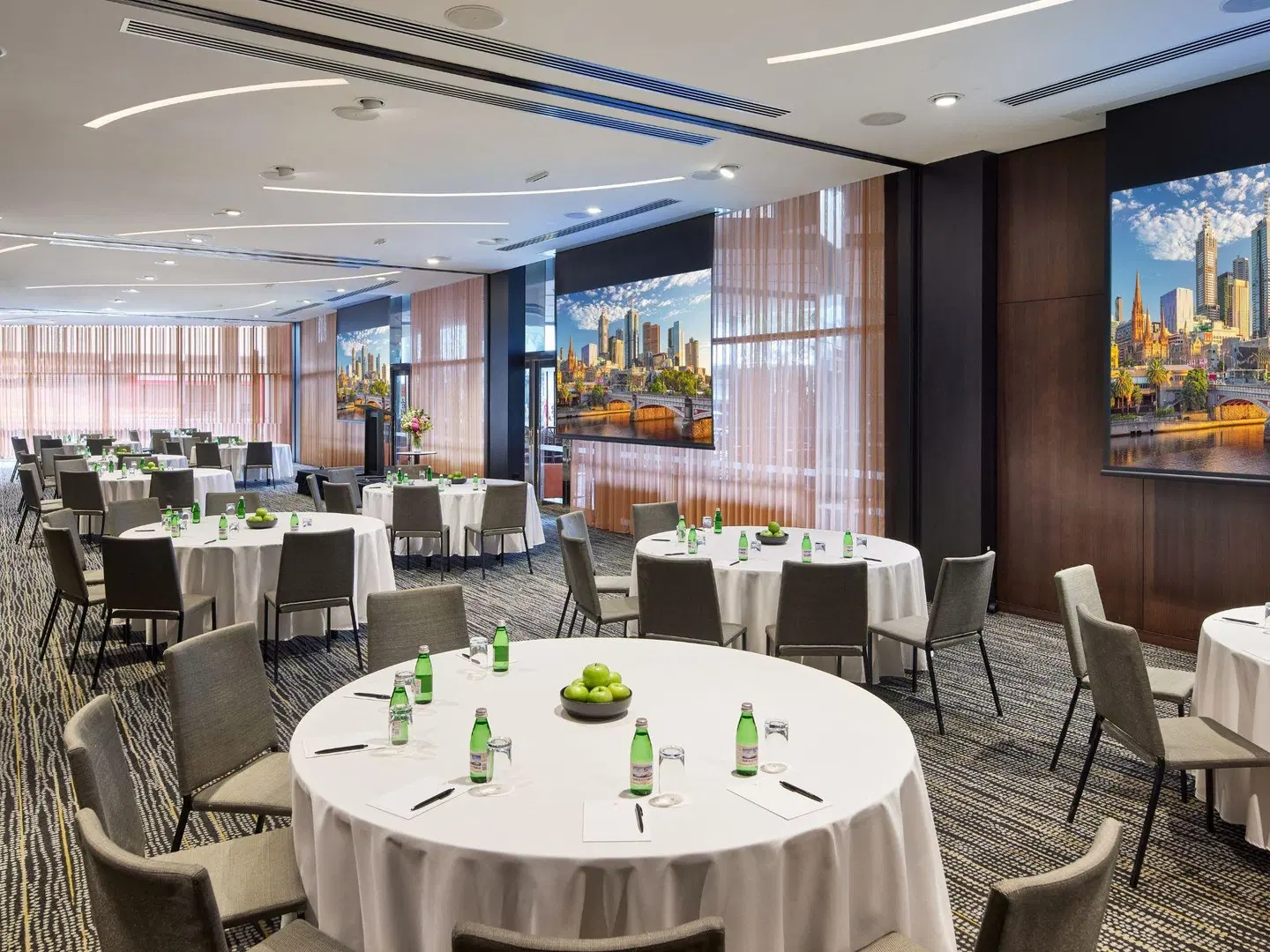 Pan Pacific Melbourne Restaurant