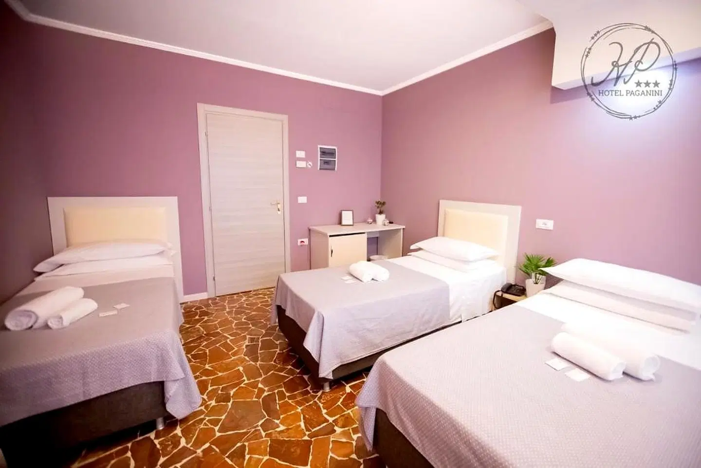 Hotel Paganini ROOM_EXAMPLE