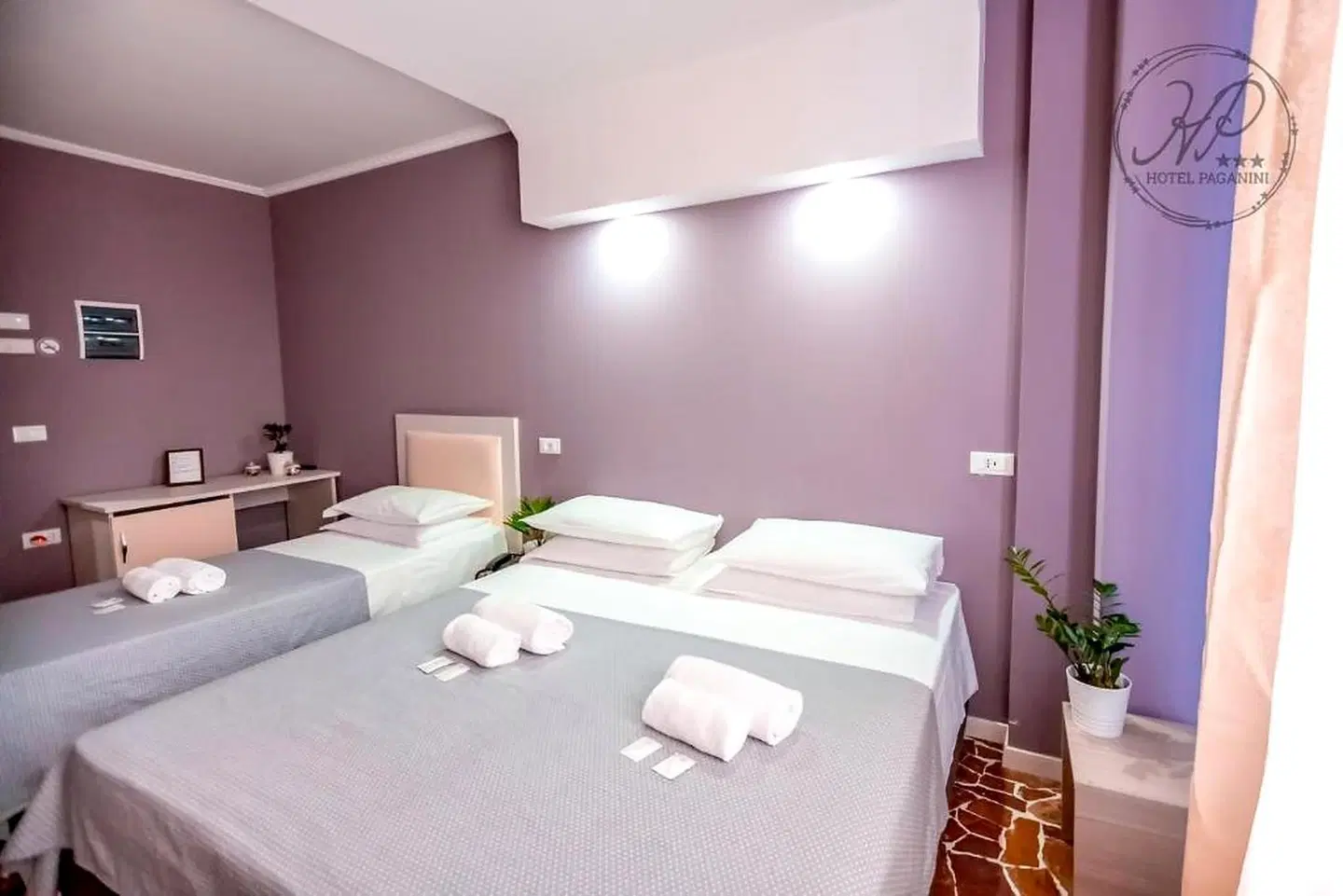 Hotel Paganini ROOM_EXAMPLE