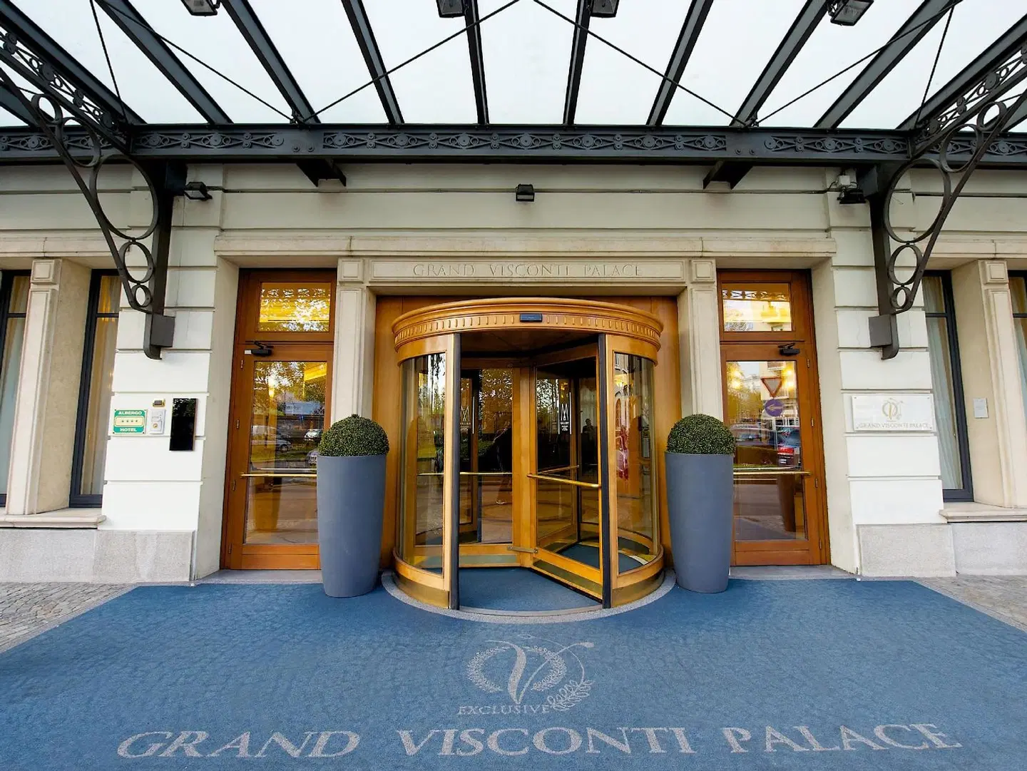 Grand Visconti Palace EXTERIOR