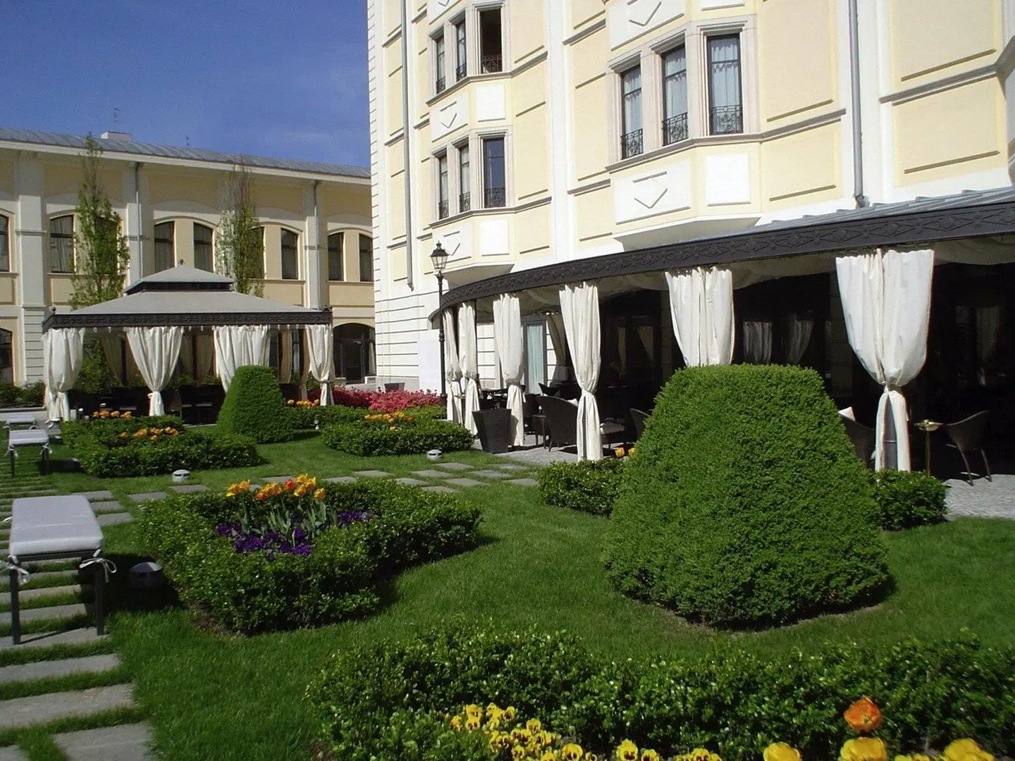 Grand Visconti Palace EXTERIOR