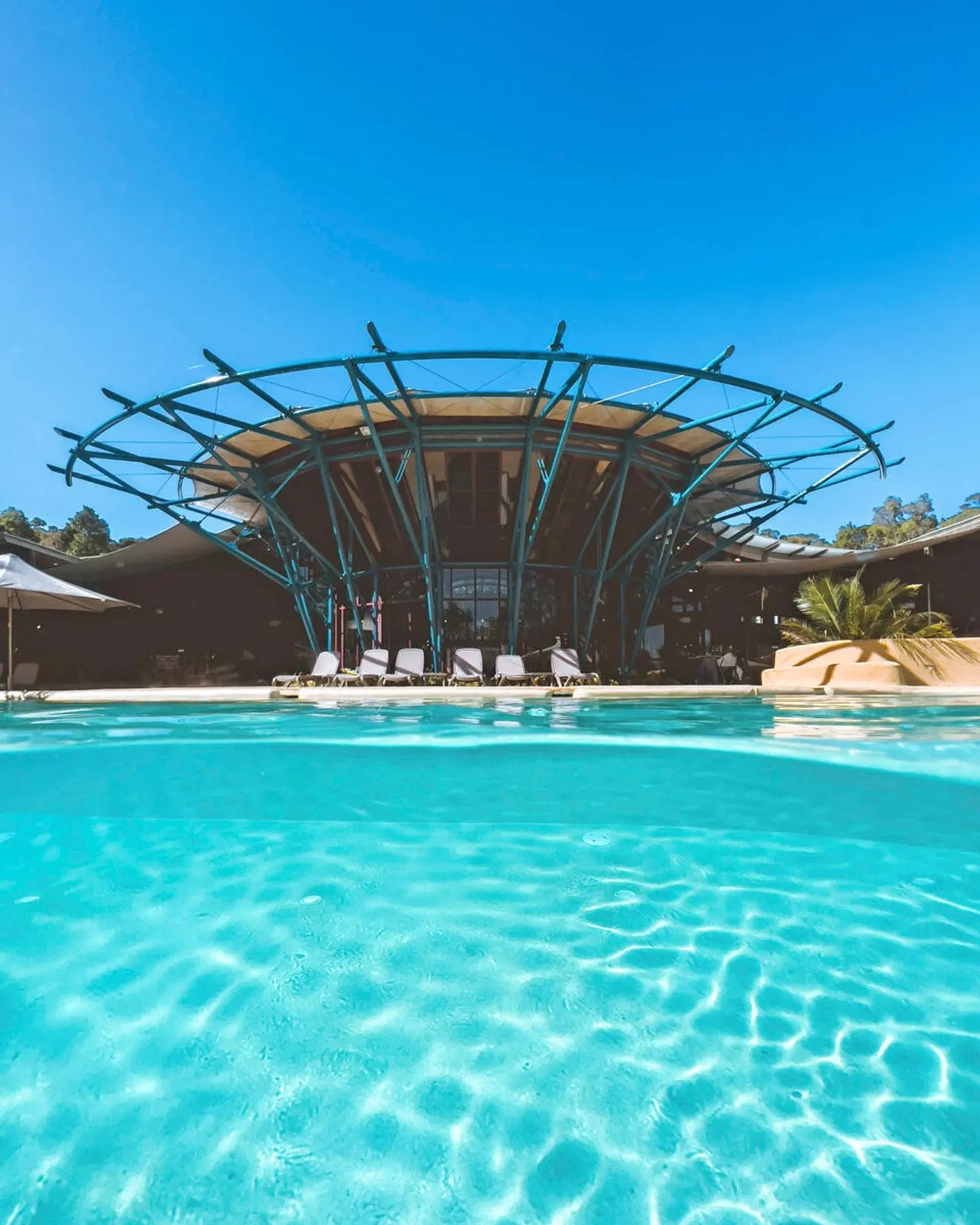 Kingfisher Bay Resort OUTDOOR_POOL
