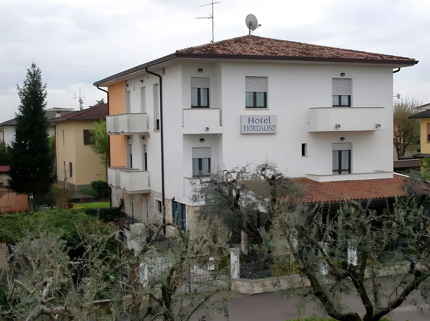Hotel Fiordaliso EXTERIOR