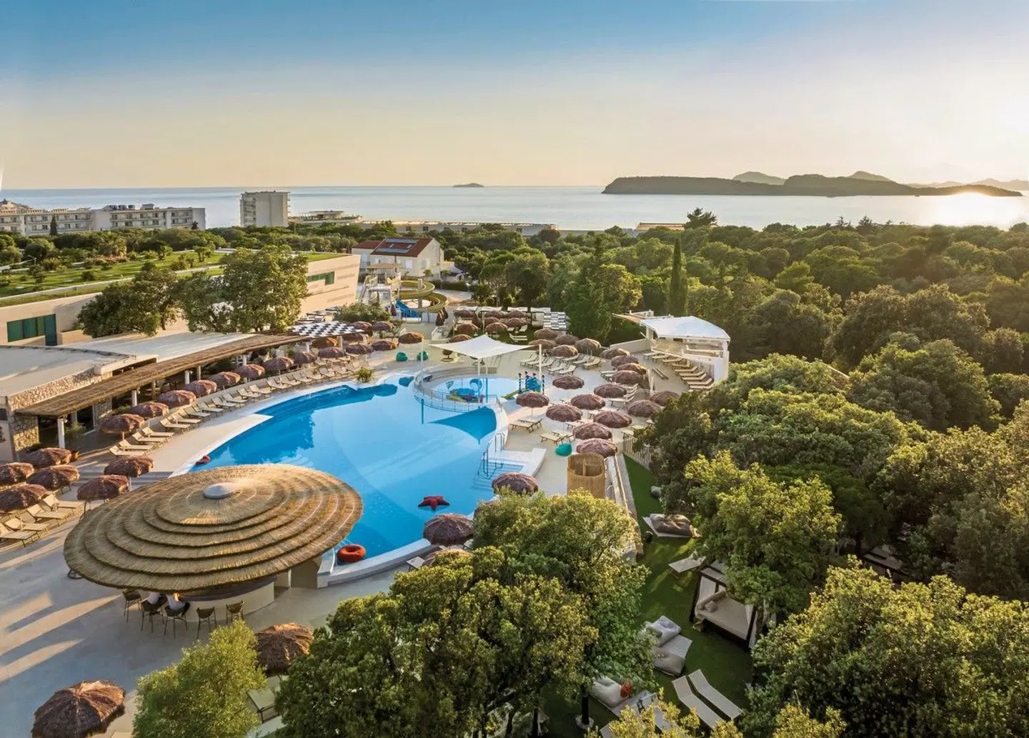 Valamar Tirena Hotel OUTDOOR_POOL