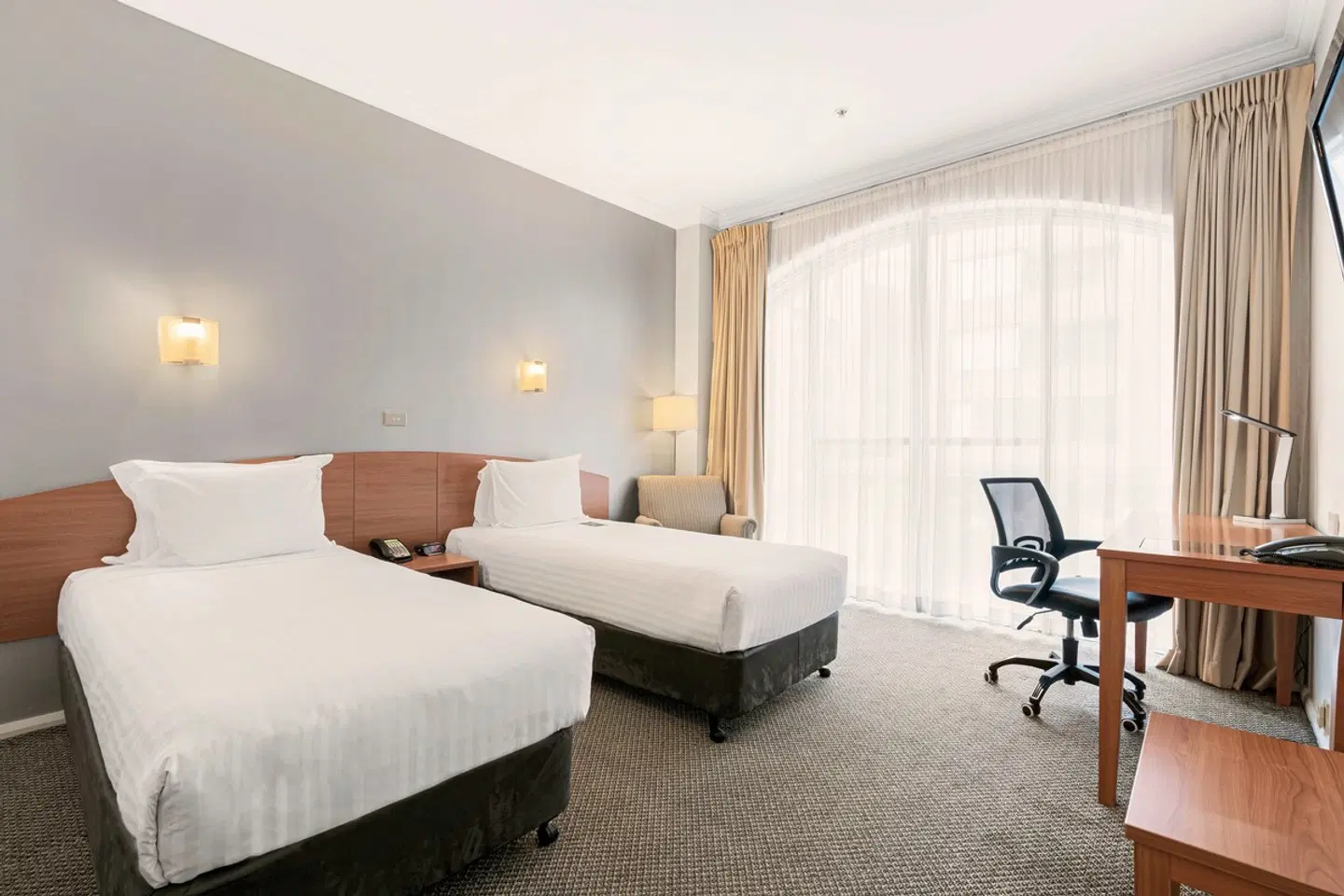 Furama Darling Harbour ROOM_EXAMPLE