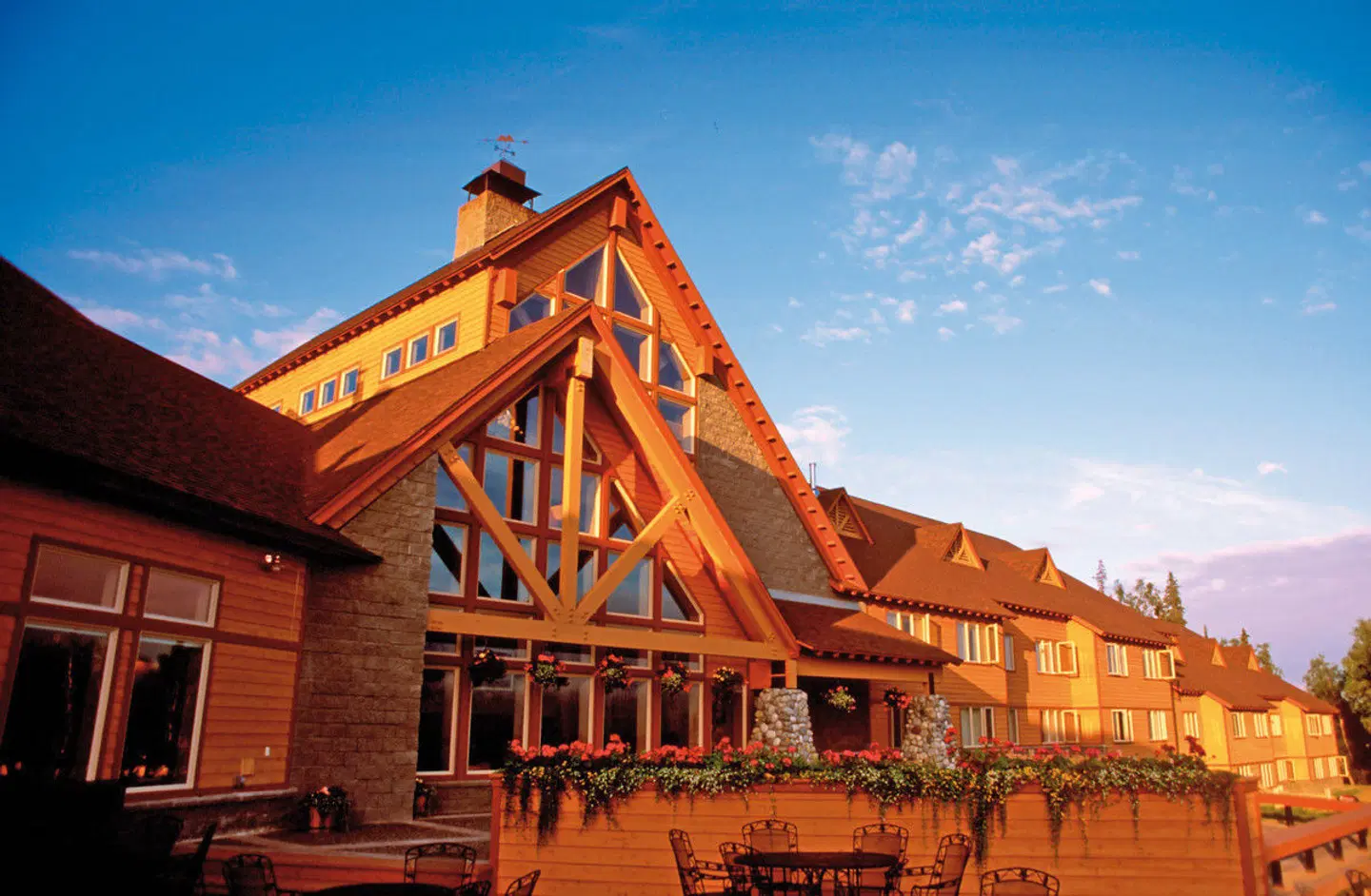 Talkeetna Alaskan Lodge EXTERIOR