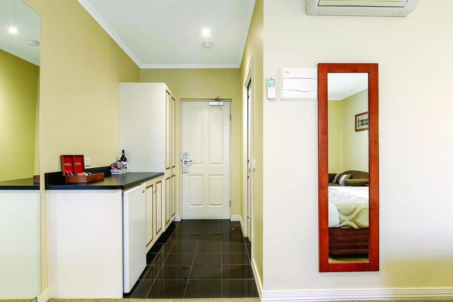 Ballarat Lake Inn ROOM_EXAMPLE