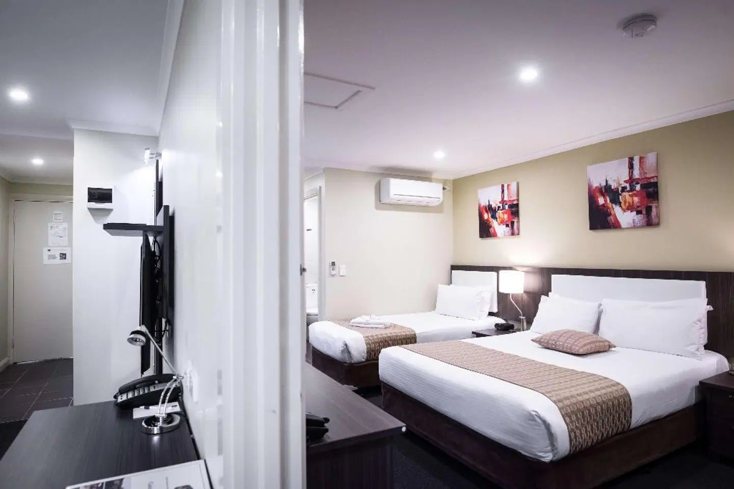 Best Western Airport Motel & Convention Centre HEALTH_BEAUTY