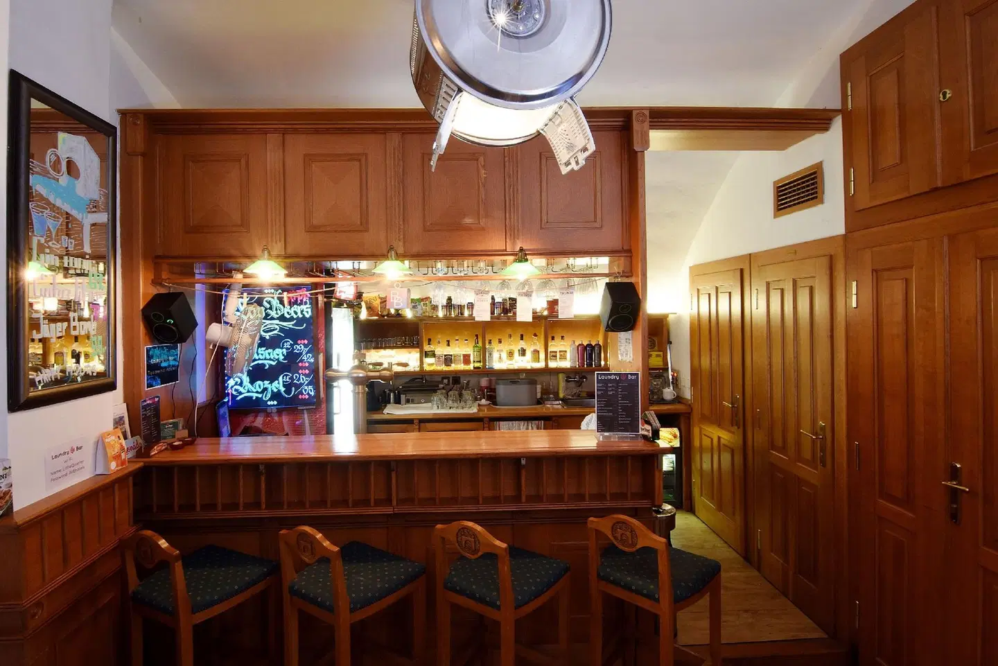 Little Quarter Hostel Bar