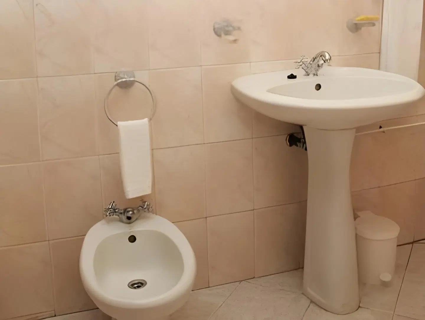 Ester Guest House Badezimmer