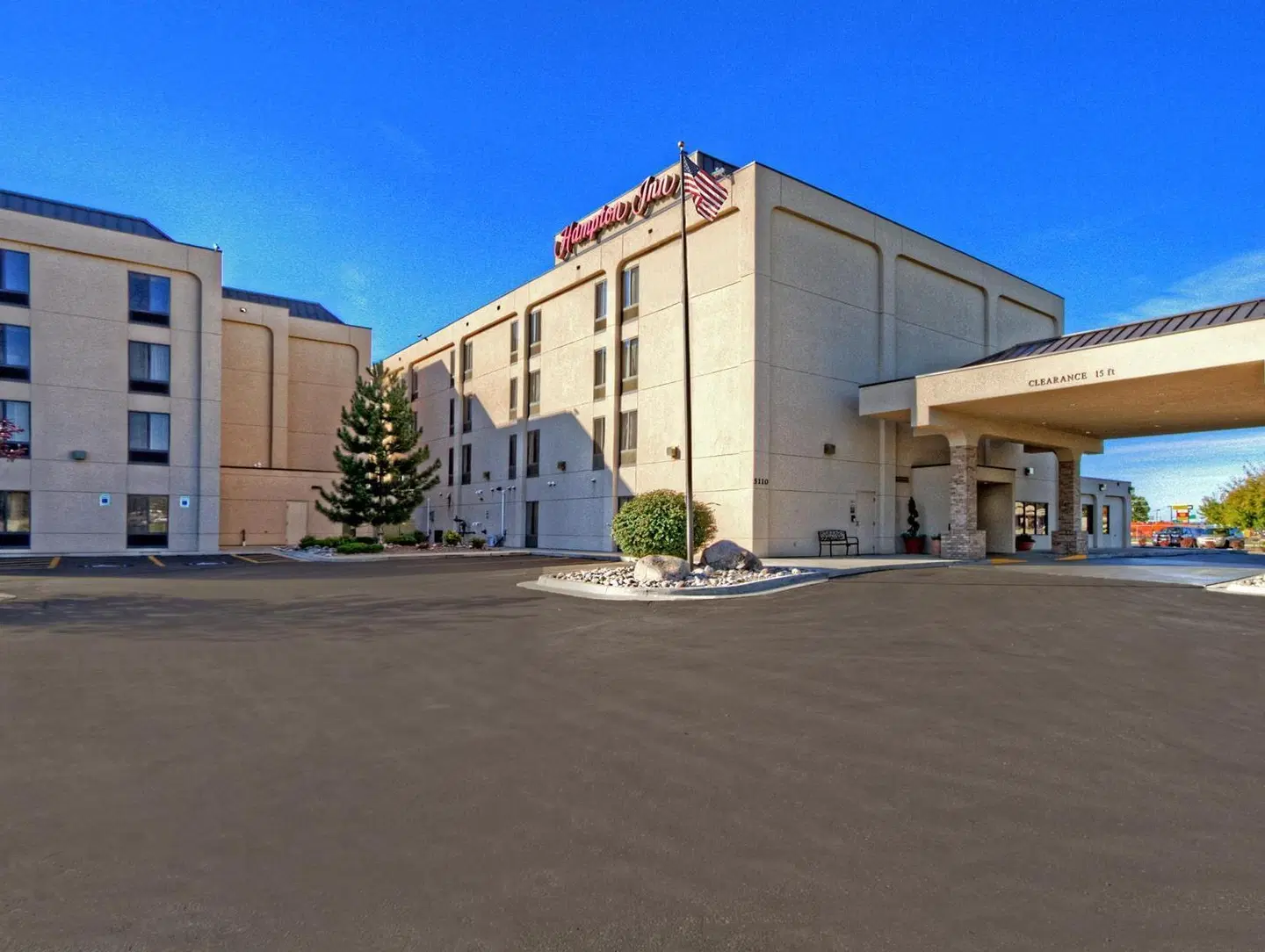 Hampton Inn Billings EXTERIOR