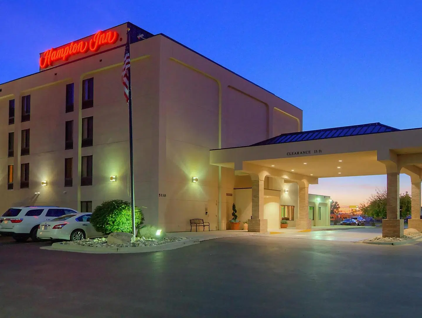 Hampton Inn Billings EXTERIOR