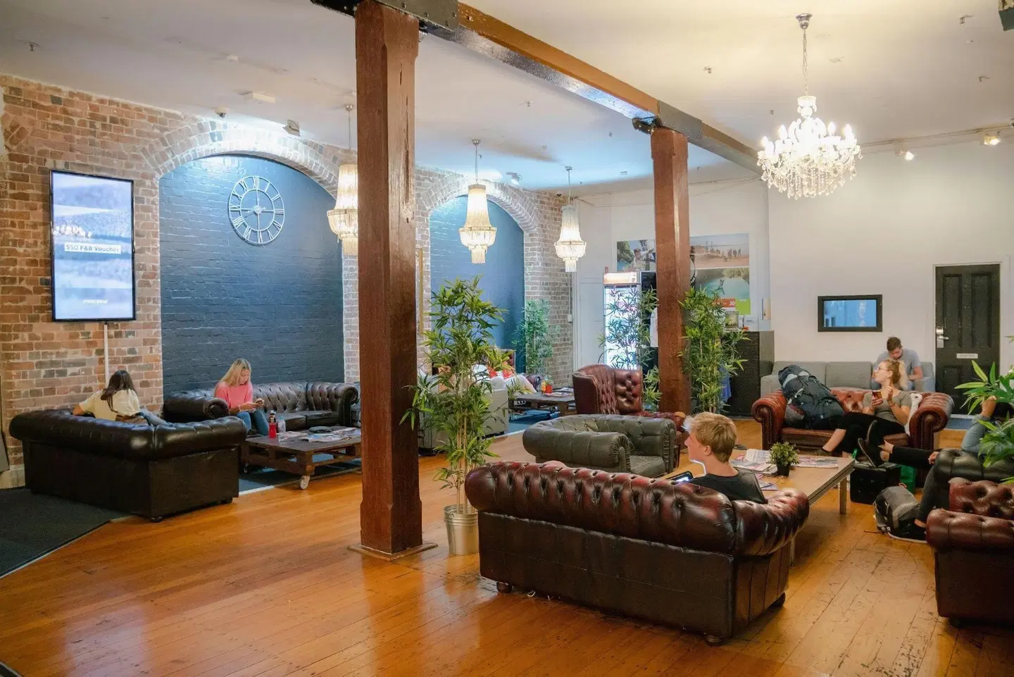 Base Sydney LOUNGE_LOBBY