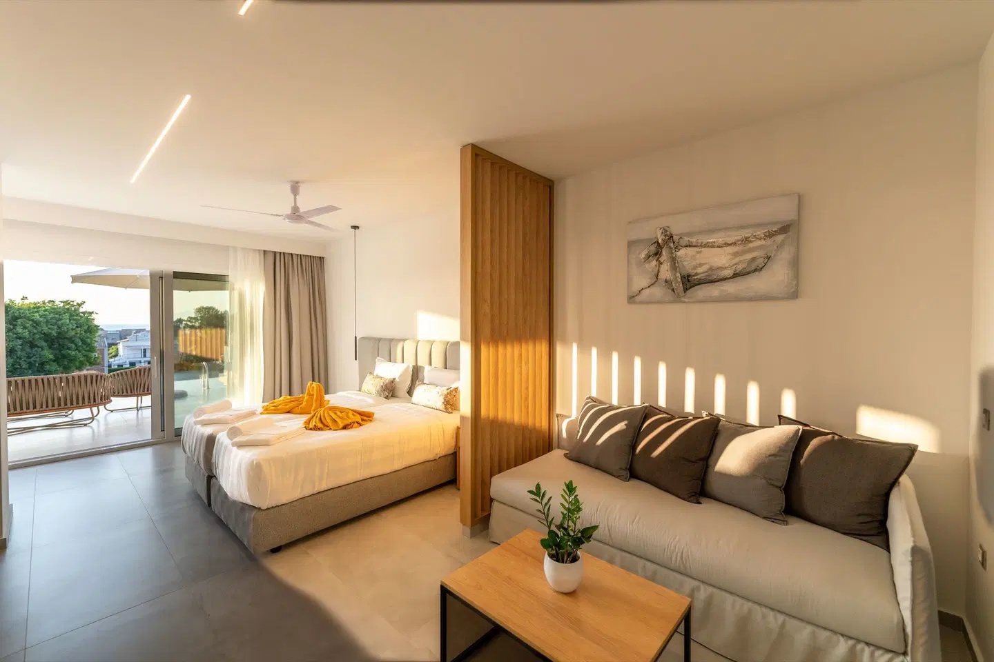 Thimios Acharavi Suites ROOM_EXAMPLE