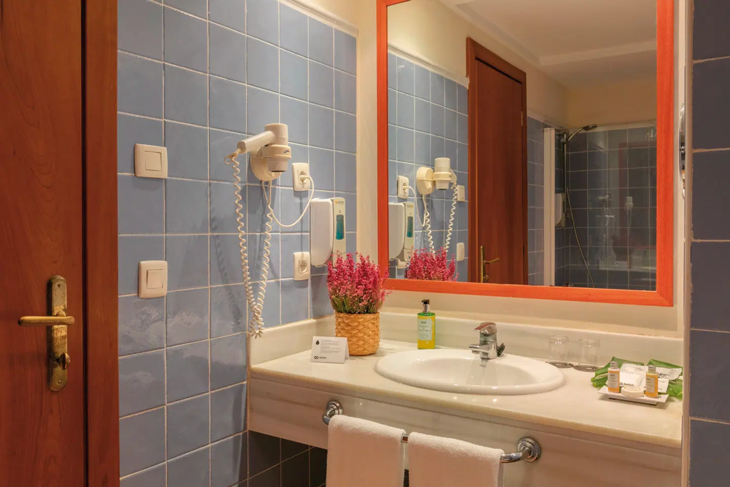 HM Mar Blau Badezimmer
