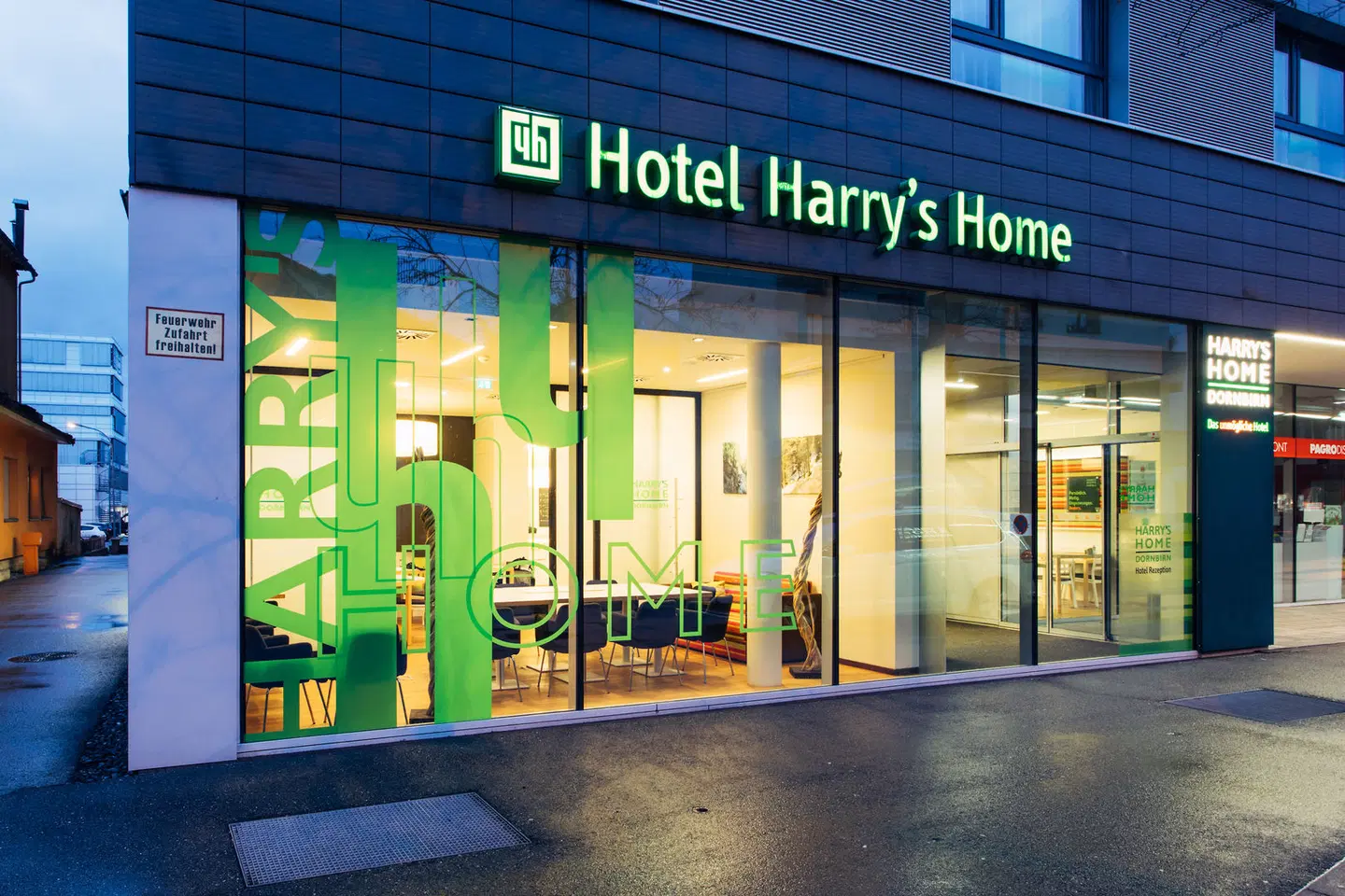 harry's home Dornbirn EXTERIOR