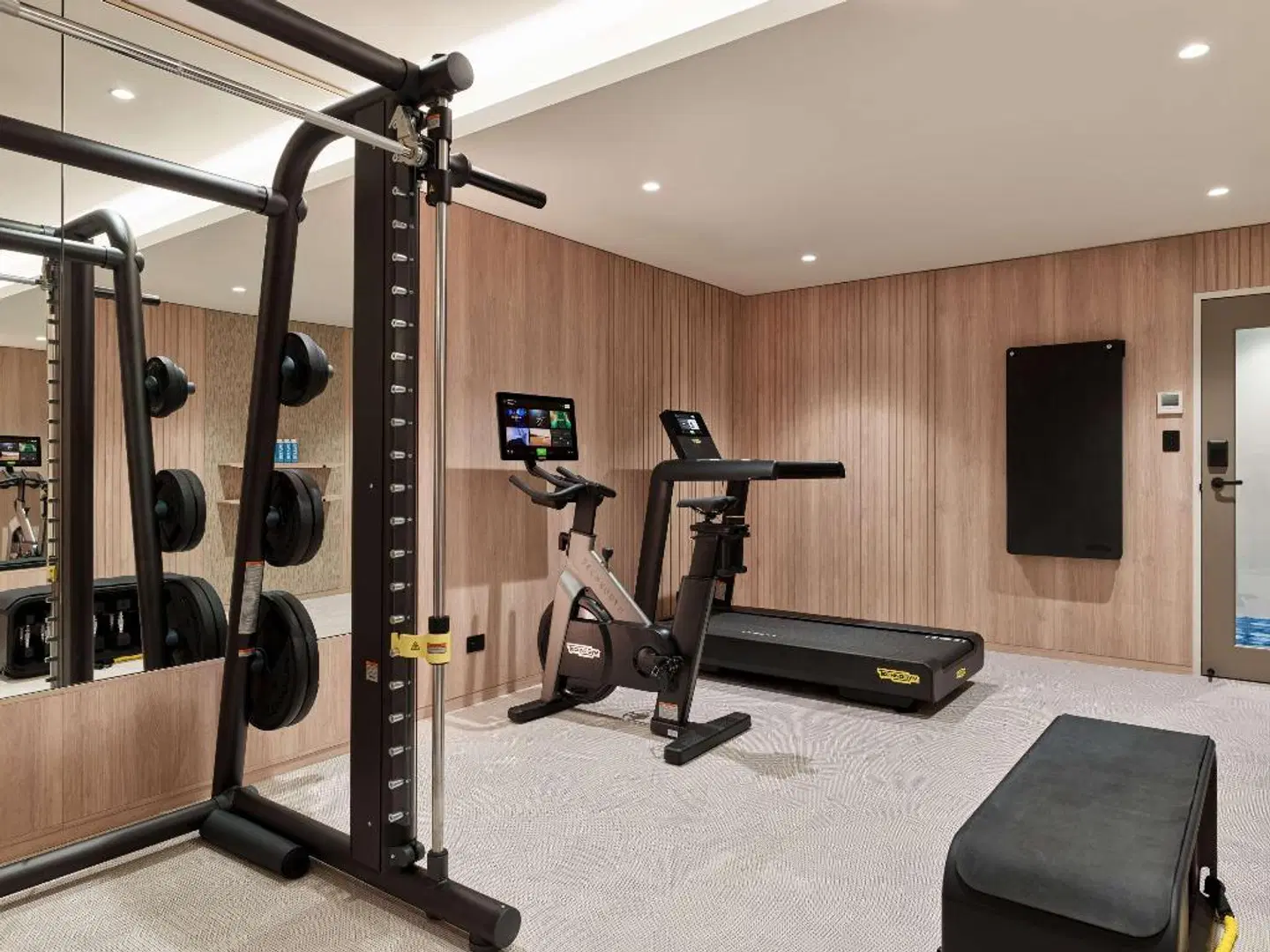 The Clarence Hotel Sydney SPORTS_AND_LEISURE