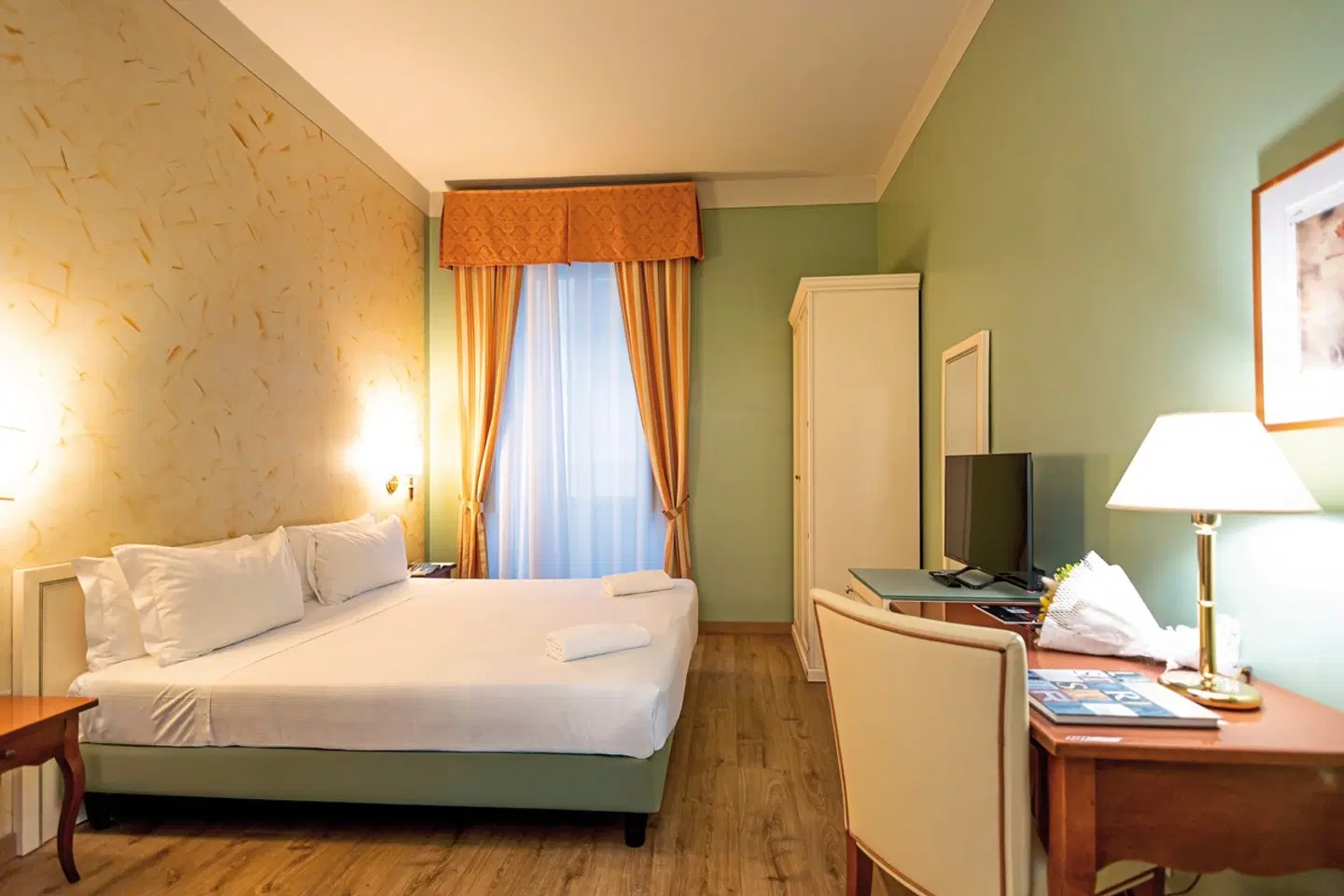 Hotel Pallanza ROOM_EXAMPLE