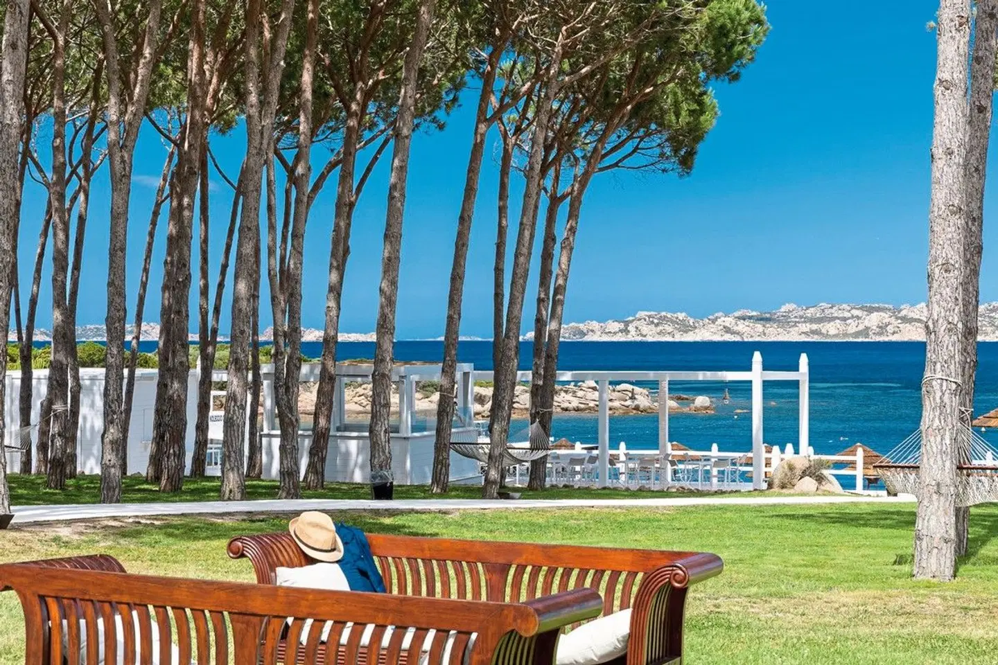 La Coluccia Hotel & Beach Club Terrasse