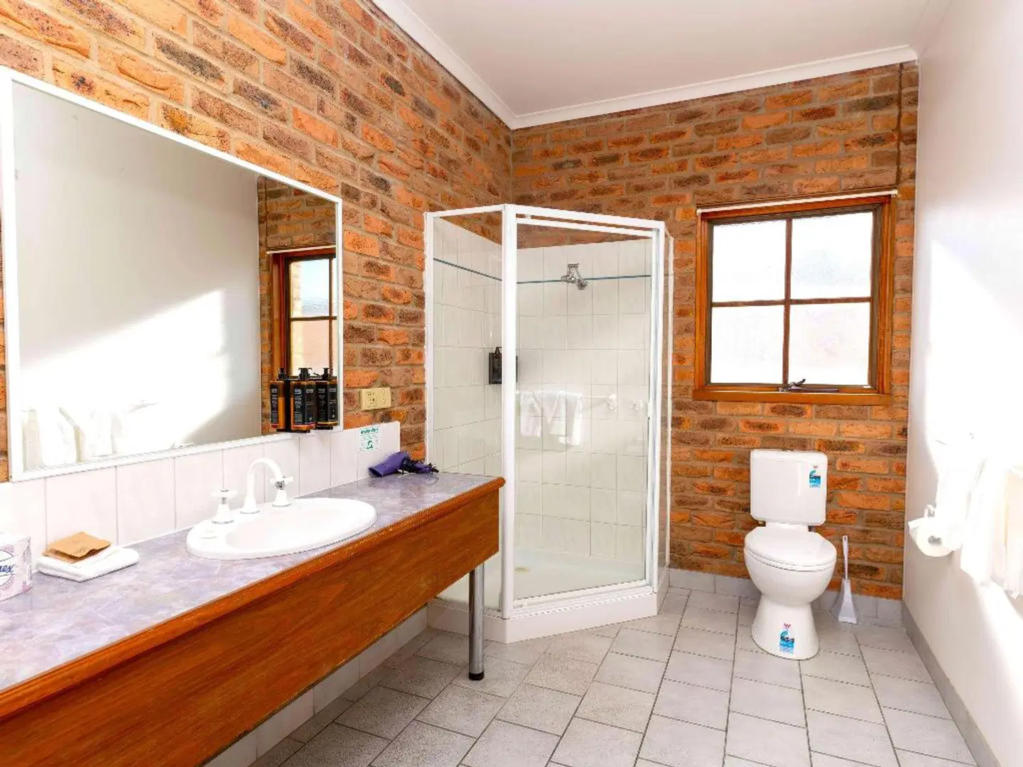 Mercure Port of Echuca Badezimmer