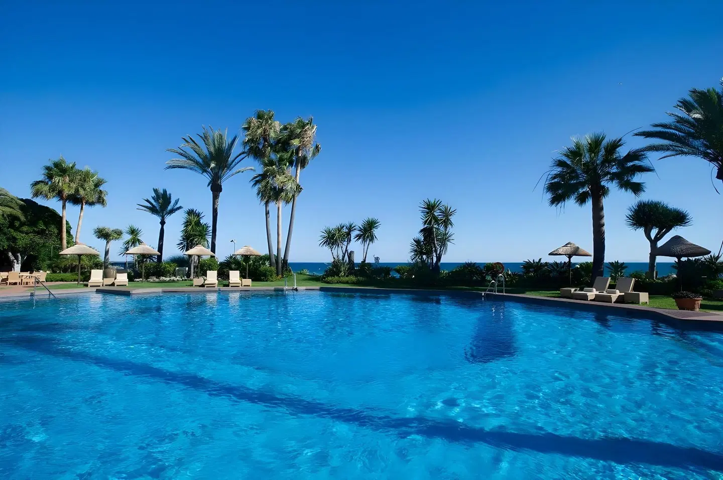Grand Hotel Las Dunas, Autograph Collection OUTDOOR_POOL