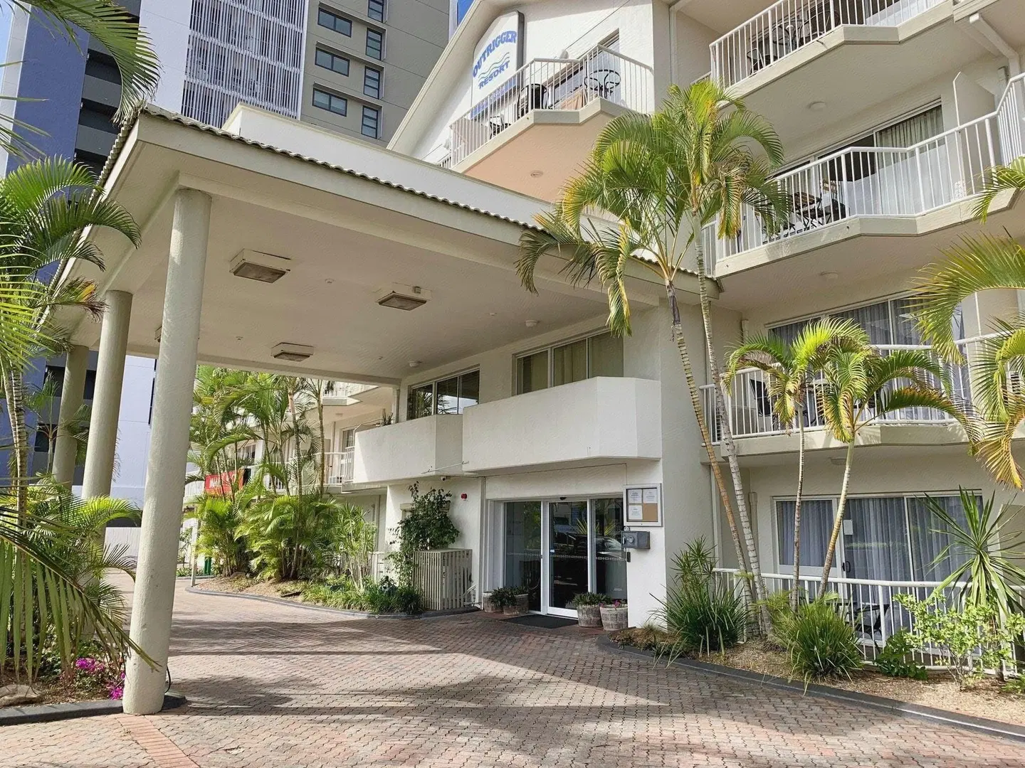 Outrigger Resort Burleigh Heads EXTERIOR