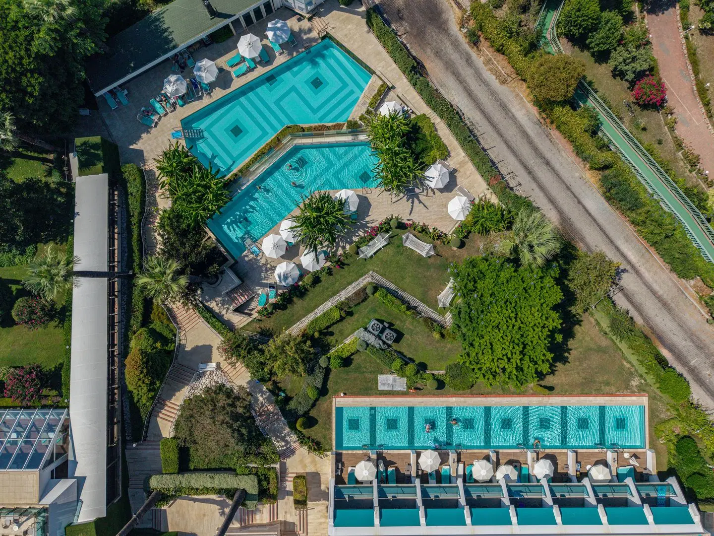 Side Star Elegance OUTDOOR_POOL