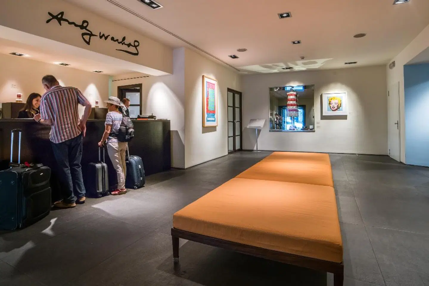 Gallery Hotel Art LOUNGE_LOBBY
