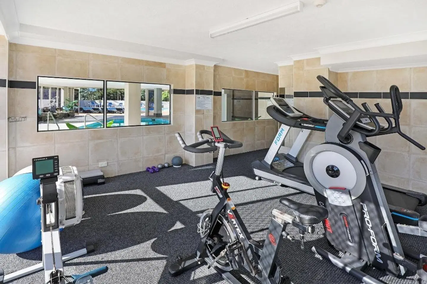 Pacific Regis Apartments SPORTS_AND_LEISURE
