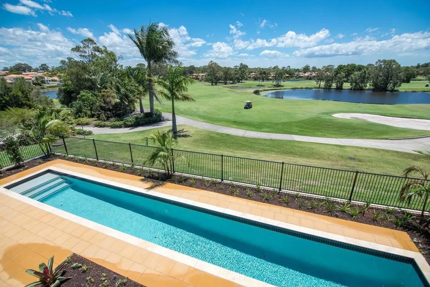 Noosa Springs Golf & Spa Resort OUTDOOR_POOL