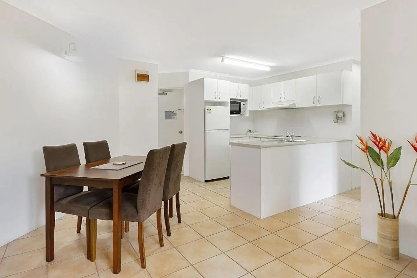 Outrigger Apartments Port Douglas ROOM_EXAMPLE