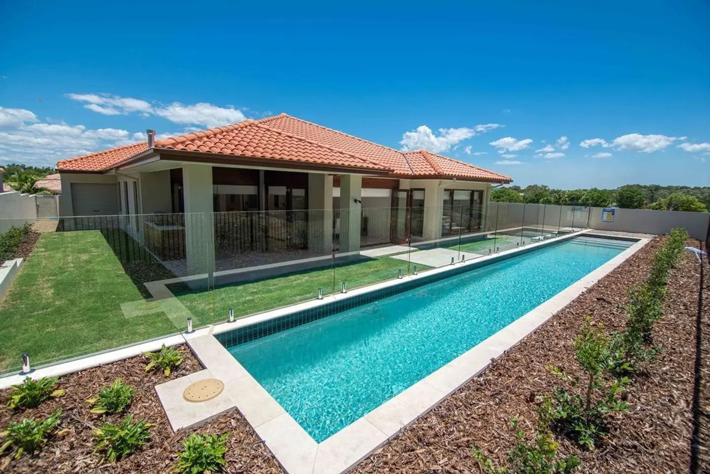 Noosa Springs Golf & Spa Resort OUTDOOR_POOL