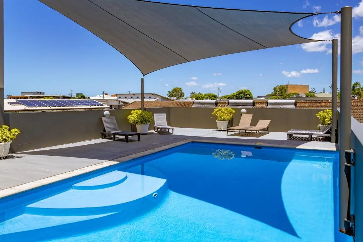 Quest Mackay OUTDOOR_POOL