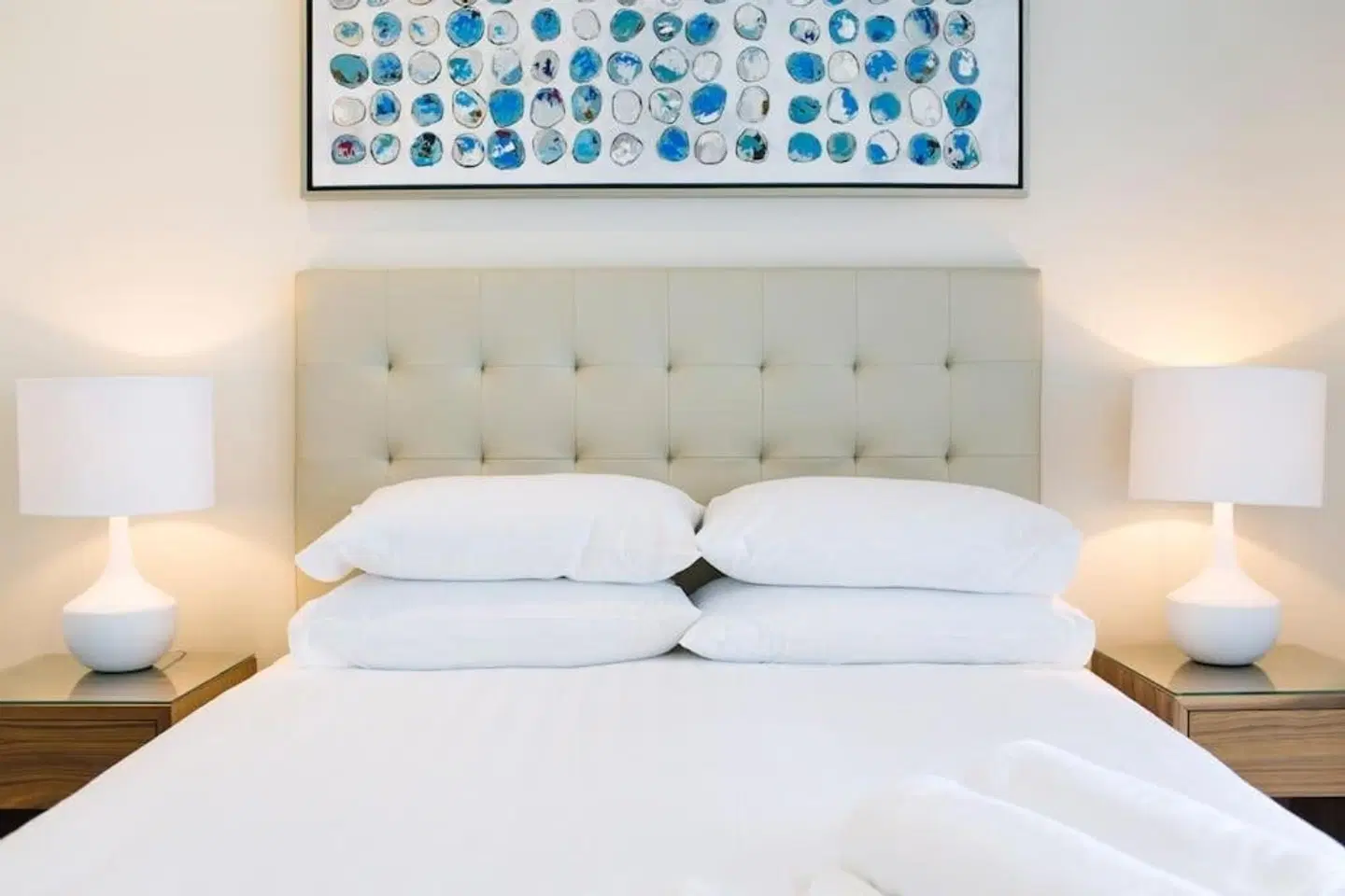 Pure Kirra ROOM_EXAMPLE