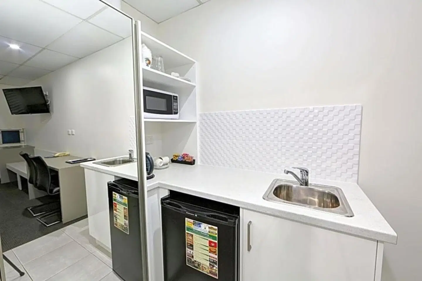 Chalet Motor Inn ROOM_EXAMPLE